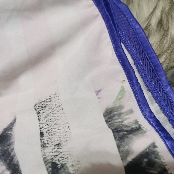 Lululemon Athletica White and Blue Athletic Shorts Retro Design - Picture 3 of 11